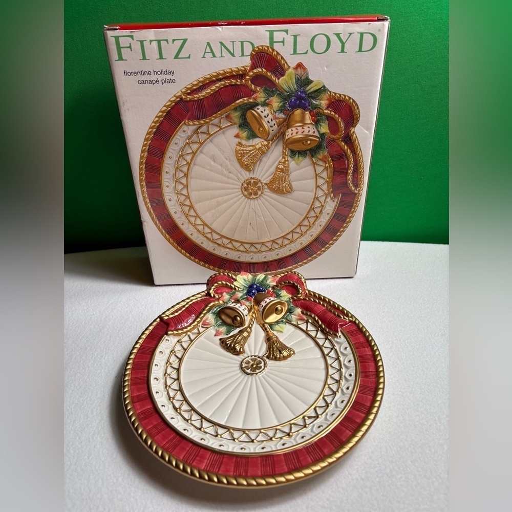 NIB 2003 Fitz & Floyd Christmas Plate Bells & Bow 9” Canapé Cookie Plate